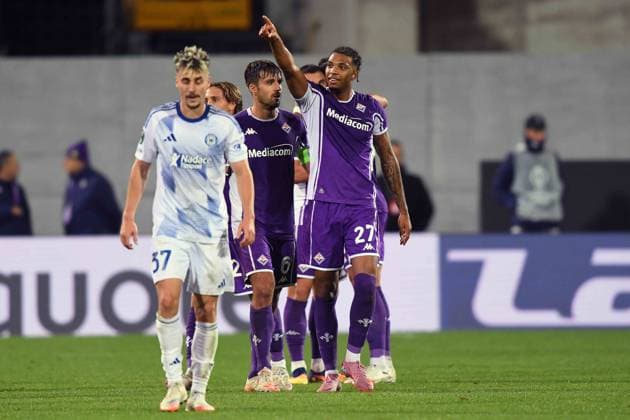 Foto IPP Giacomo Morini Firenze 02 10 2025 Calcio: 1° giornata della fase campionato di UEFA Europa Conference League 2025 2026 Acf Fiorentina vs Sk Sigma Olomuc. nella foto: Cher Ndour esulta dopo aver segnato il 2° gol. italy ITALY  Copyright: xR4924_italyphotopressx