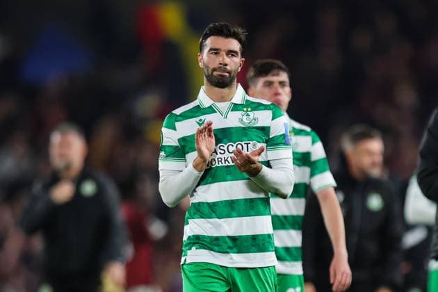 UEFA Europa Conference League Group Phase, Stadion Letna, Prague, Czech Republic 2 10 2025 Sparta Praha vs Shamrock Rovers Rovers Daniel Mandroiu applauds fans after the match Daniel Mandroiu applauds fans after the match 2 10 2025  Copyright: x INPHO RyanxByrnex RB1_9134