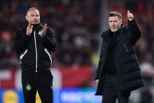 UEFA Europa Conference League Group Phase, Stadion Letna, Prague, Czech Republic 2 10 2025 Sparta Praha vs Shamrock Rovers Rovers Assistant Coach Glenn Cronin and Manager Stephen Bradley applaud fans after the match Glenn Cronin and Stephen Bradley applaud fans after the match 2 10 2025  Copyright: x INPHO RyanxByrnex RB1_9954