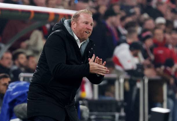 02 10 2025, Switzerland, Basel, Football UEFA Europa League, FC Basel vs VfB Stuttgart, FC Coach Ludovig Magnin
