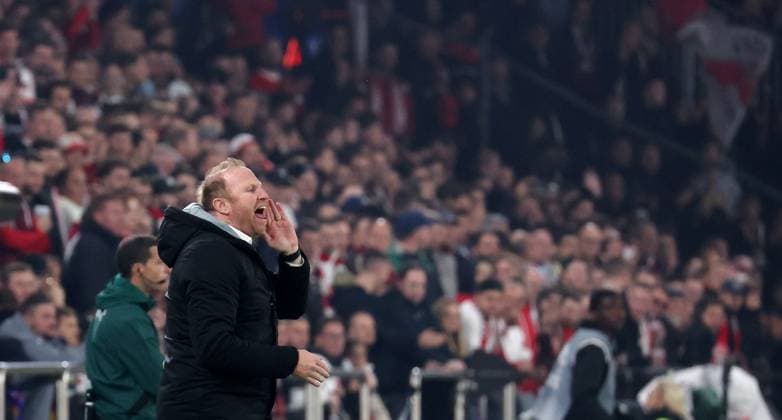 02 10 2025, Switzerland, Basel, Football UEFA Europa League, FC Basel vs VfB Stuttgart, FC Coach Ludovig Magnin