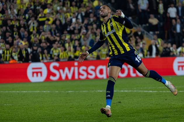 Fenerbahce vs Nice UEFA Europa League 2025-26 MD2 Youssef En-Nesyri of Fenerbahce SK miss his attack during the match. Fenerbahce and Nice faced each other at UEFA Europa League 2025 26 League Phase MD2. The match took place in Ulker Fenerbahce Sukru Saracoglu Stadium on October 2, 2025. Istanbul Istanbul Turkey Copyright: xBurakxBasturkx