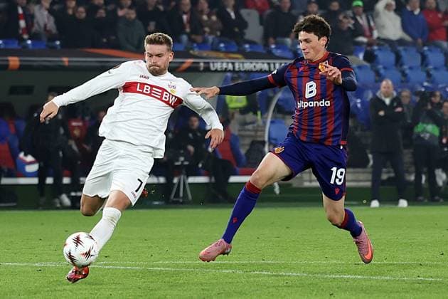 02 10 2025, xrekx, Football UEFA Europa League, FC Basel VfB Stuttgart v l Maximilian Mittelstädt Mittelstaedt VfB Stuttgart Marin Soticek FC Basel 1893 DFL DFB REGULATIONS PROHIBIT ANY USE OF PHOTOGRAPHS as IMAGE SEQUENCES and or QUASI VIDEO basel