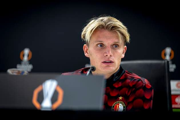 SC Feyenoord Rotterdam midfielder Sem Steijn during te press conference, PK, Pressekonferenz after the match SC Feyenoord Rotterdam vs Aston Villa FC at the Stadium De Kuip for the Europa League - League phase - Matchday 2 season 2025-2026 in ROTTERDAM, Netherlands on 2 oktober 2025, (photo by Marcel van Dorst EYE4images DeFodi Images) SC Feyenoord Rotterdam midfielder Sem Steijn during te press conference after the match SC Feyenoord Rotterdam vs Aston Villa FC at the Stadium De Kuip for the Europa League League phase Matchday 2 season 2025 2026 in ROTTERDAM, Netherlands on 2 oktober 2025, photo by Marcel van Dorst EYE4images DeFodi Images