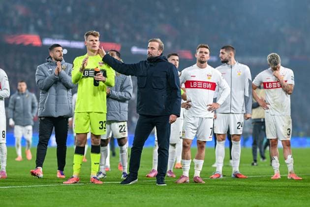 UEFA Europa League FC Basel vs VfB Stuttgart on 02 10 2025 at St Jakob Park imm Basel Coach Sebastian Hoeneß Hoeness Stuttgart and goalkeeper Fabian Bredlow Stuttgart dissatisfied, disappointed, disappointed, dejected after the defeat MT