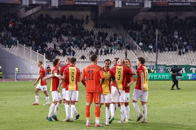 ATHENS , 02-10-2025 , Olympic Athletic Center of Athens Spyros Louis , season 2025 2026 , UEFA Europa League League phase . match between Panathinaikos and Go Ahead Eagles, final result 1-2. Picture shows celebration after the match by players GA Eagles Panathinaikos - Go Ahead Eagles  x31328735x Copyright: