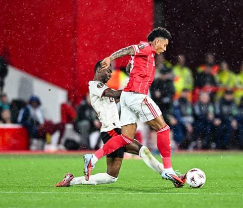 2nd October 2025; The City Ground, Nottingham, England; UEFA Europa League Football, Nottingham Forest versus Midtjylland; Igor Jesus of Nottingham Forest rides the challenge of Denil Castillo of FC Midtjylland  GodfreyxPitt