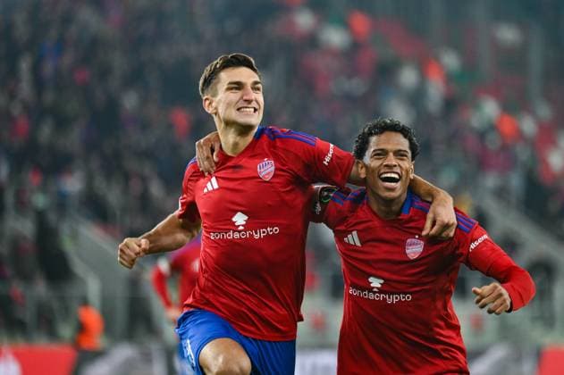 RECORD DATE NOT STATED SOSNOWIEC 02.10.2025 MECZ 1. KOLEJKA LIGA KONFERENCJI SEZON 2025 26: RAKOW CZESTOCHOWA - UNIVERSITATEA CRAIOVA --- UEFA CONFERENCE LEAGUE MATCH: RAKOW CZESTOCHOWA - UNIVERSITATEA CRAIOVA TOMASZ PIENKO ADRIANO AMORIM FOT.WIKTOR FARYNA 400mm.pl NEWSPIX.PL --- newspix.pl 