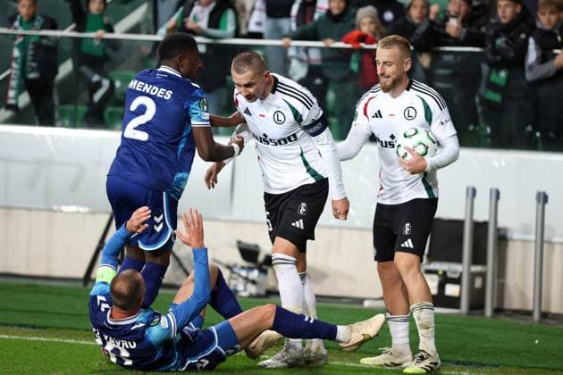 WARSZAWA 02.10.2025 MECZ 1. KOLEJKA LIGA KONFERENCJI SEZON 2025 26 --- UEFA CONFERENCE LEAGUE MATCH IN WARSAW: LEGIA WARSZAWA - SAMSUNSPOR KULUBU 0:1 JOE MENDES ZEKI YAVRU ARTUR JEDRZEJCZYK RAFAL AUGUSTYNIAK FOT. PIOTR KUCZA FOTOPYK NEWSPIX.PL --- newspix.pl 