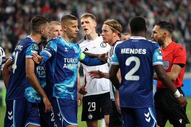 WARSZAWA 02.10.2025 MECZ 1. KOLEJKA LIGA KONFERENCJI SEZON 2025 26 --- UEFA CONFERENCE LEAGUE MATCH IN WARSAW: LEGIA WARSZAWA - SAMSUNSPOR KULUBU 0:1 TONI BOREVKOVIC LUBOMIR SATKA RADOVAN PANKOV FOT. PIOTR KUCZA FOTOPYK NEWSPIX.PL --- newspix.pl 