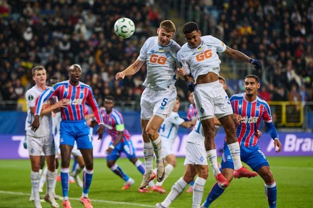 2025.10.02 Lublin Pilka nozna UEFA Liga Konferencji Europy sezon 2025 2026 Dinamo Kijow - Crystal Palace N z Oleksandr Yatsyk Eduardo Guerrero Foto Ireneusz Wnuk PressFocus 2025.10.02 Lublin Football UEFA Conference League season 2025 2026 Dinamo Kyiv - Crystal Palace Oleksandr Yatsyk Eduardo Guerrero Credit: Ireneusz Wnuk PressFocus NEWSPIX.PL --- newspix.pl 