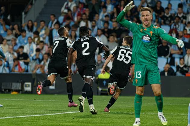 Giorgos Giakoumakis, Mada Camara and Giannis Konstantelias seen celebrating after scoring goal during UEFA Europa League game between RC Celta de Vigo and PAOK FC (Rodrigo Moreira Ball Raw Images) Vigo Estadio de Balaidos Spain Copyright: xRodrigoxMoreirax rodrigomoreira_celtavigo_-049