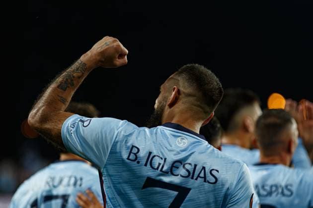 Borja Iglesias seen celebrating after scoring goal during UEFA Europa League game between RC Celta de Vigo and PAOK FC (Rodrigo Moreira Ball Raw Images) Vigo Estadio de Balaidos Spain Copyright: xRodrigoxMoreirax rodrigomoreira_celtavigo_-060