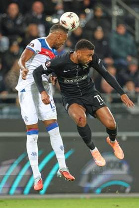 UEFA Europa League SK Sturm Graz vs Rangers FC, 02 10 2025 UEFA Europa League match between SK Sturm Graz and Rangers FC Excitement, emotion and soccer at the highest European level The picture shows James Tavernier Rangers and Maurice Malone STU Copyright: xBEAUTIFULxSPORTS Rainerx
