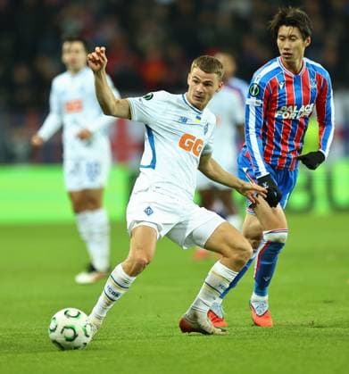 Oleksandr Yatsyk of Dynamo Kyiv and Daichi Kamada of Crystal Palace Dynamo Kyiv v Crystal Palace, UEFA Conference League, Group Stage, Football, Lublin Arena, Lublin, Poland - 02 Oct 2025Lublin Lublin Arena Poland EDITORIAL USE ONLY No use with unauthorised audio, video, data, fixture lists, club league logos or live services. Online in-match use limited to 120 images, no video emulation. No use in betting, games or single club league player publications. Copyright: xMichaelxZemanek Shutterstockx 15504054bb