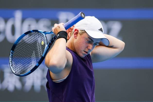 BEIJING, CHINA - OCTOBER 03: Sonay Kartal of Great Britain competes in the Women s Singles Quarterfinal match against Linda Noskova of Czech Republic on day 12 of the 2025 China Open at the National Tennis Center on October 3, 2025 in Beijing, China.  Copyright: xVCGx 111594813721