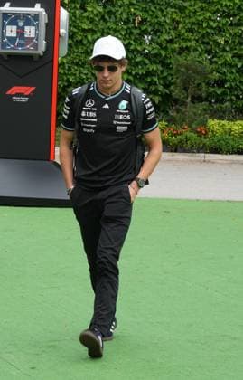 FORMULA 1 SINGAPORE AIRLINES SINGAPORE GRAND PRIX 2025 03 10 2025, Marina Bay Street Circuit, Singapore, FORMULA 1 SINGAPORE AIRLINES SINGAPORE GRAND PRIX 2025 , pictured Andrea Kimi Antonelli ITA , Mercedes AMG Petronas Formula One Team nordphotoxGmbHx xBratic nph00250