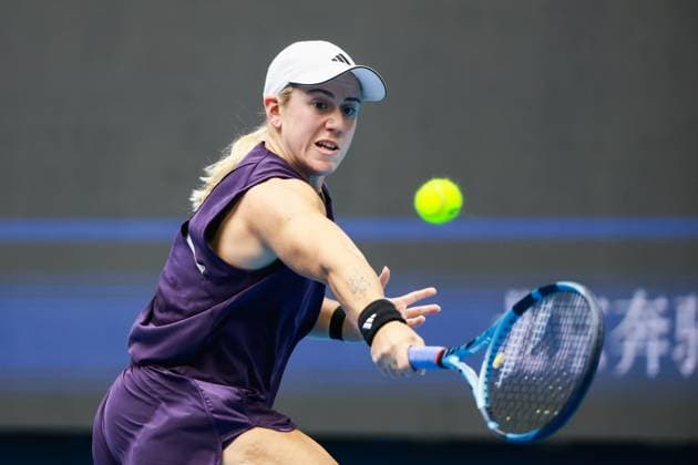 BEIJING, CHINA - OCTOBER 03: Sonay Kartal of Great Britain competes in the Women s Singles Quarterfinal match against Linda Noskova of Czech Republic on day 12 of the 2025 China Open at the National Tennis Center on October 3, 2025 in Beijing, China.  Copyright: xVCGx 111594817565