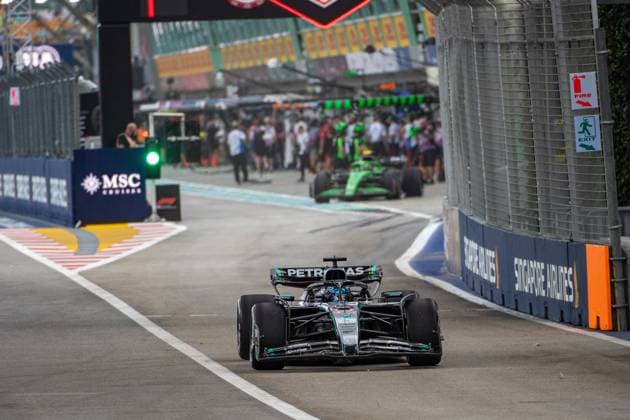 Formula 1 GP Singapore Friday, 03 10 2025 George Russell 63, Mercedes AMG Petronas F1 Team Formula 1 GP Singapore Friday, 03 10 2025 Copyright: xBEAUTIFULxSPORTS Erlhofx