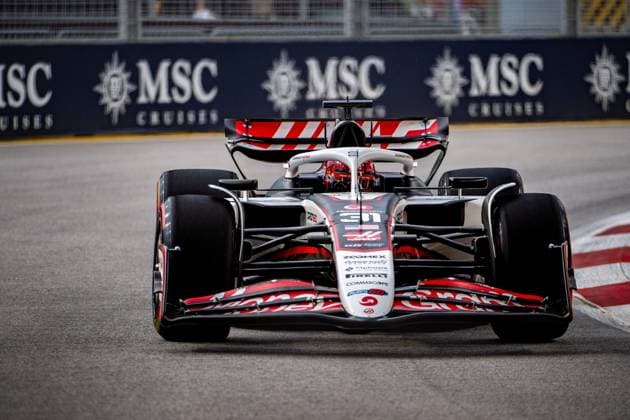 Formula 1 GP Singapore Friday, 03 10 2025 Esteban Ocon 31, MoneyGram Haas F1 Team Formula 1 GP Singapore Friday, 03 10 2025 Copyright: xBEAUTIFULxSPORTS Erlhofx