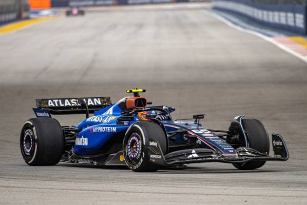 Formula 1 GP Singapore Friday, 03 10 2025 Carlos Sainz 55, Williams Racing Formula 1 GP Singapore Friday, 03 10 2025 Copyright: xBEAUTIFULxSPORTS Erlhofx