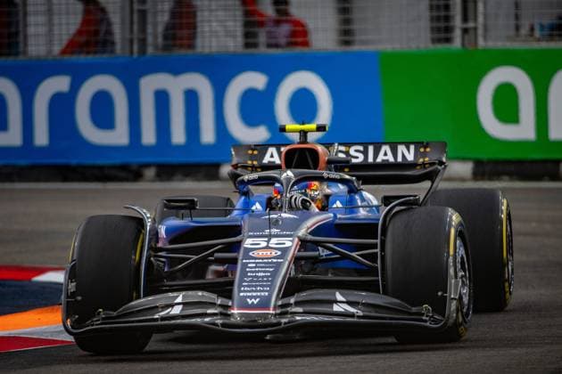 Formula 1 GP Singapore Friday, 03 10 2025 Carlos Sainz 55, Williams Racing Formula 1 GP Singapore Friday, 03 10 2025 Copyright: xBEAUTIFULxSPORTS Erlhofx
