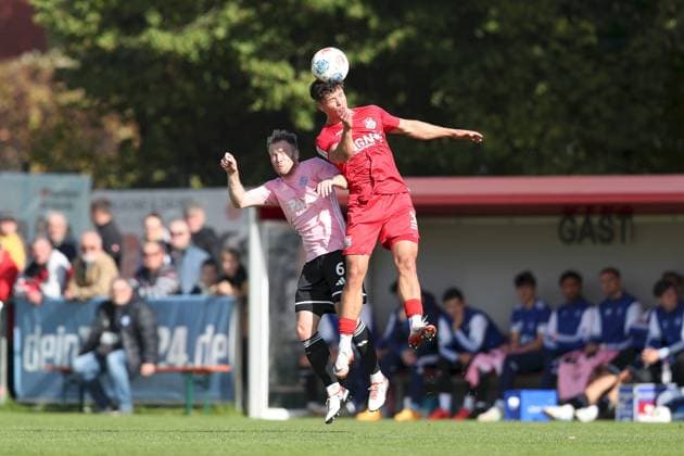 03 10 2025, xjcx, Men, Soccer, Season 2025 2026, Regionalliga Bayern, 12 Matchday TSV Aubstadt SV Viktoria Aschaffenburg Roberto Desch 6, SV Viktoria Aschaffenburg and Marcel Fischer 30, TSV Aubstadt Sulzfeld Schulstadion Aubstadt Bayern Germany