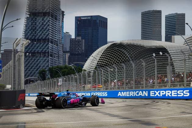 F1 - SINGAPORE GRAND PRIX 2025 43 COLAPINTO Franco (arg), Alpine F1 Team A525, action during the 2025 Formula 1 Singapore Grand Prix, 18th round of the 2025 FIA Formula One World Championship, WM, Weltmeisterschaft from October 3 to 5, 2025 on the Marina Bay Street Circuit, in Singapore - SingaporeSingapore  Copyright: xFLORENTxGOODENx