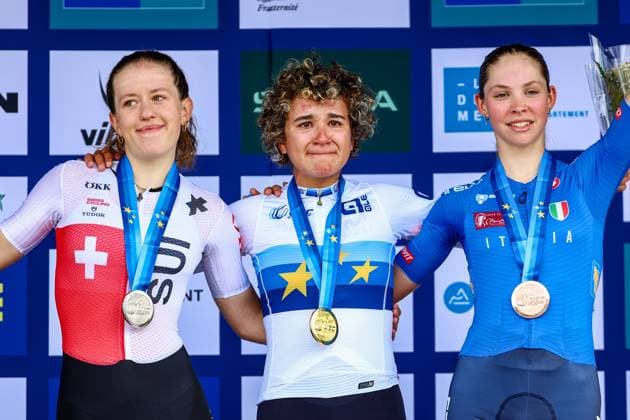 Switzerland Anja Grossmann, Spain Paula Ostiz Taco and Italy Chantal Pegolo pictured on the podium after the Women Junior Road Race at the UEC road European cycling championships, a 62,9 km track in Loriol-sur-Drome, France on Friday 03 October 2025. The European cycling championships Drome-Ardeche takes place from 1 to 5 October, France. DAVIDxPINTENS  x135979186x