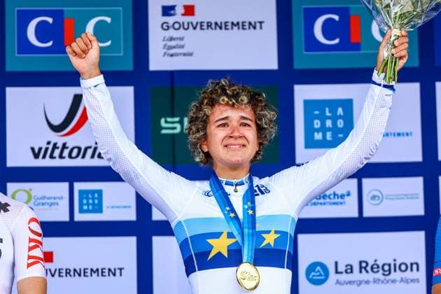 Spain Paula Ostiz Taco celebrates on the podium after winning the Women Junior Road Race at the UEC road European cycling championships, a 62,9 km track in Loriol-sur-Drome, France on Friday 03 October 2025. The European cycling championships Drome-Ardeche takes place from 1 to 5 October, France. DAVIDxPINTENS  x135979209x