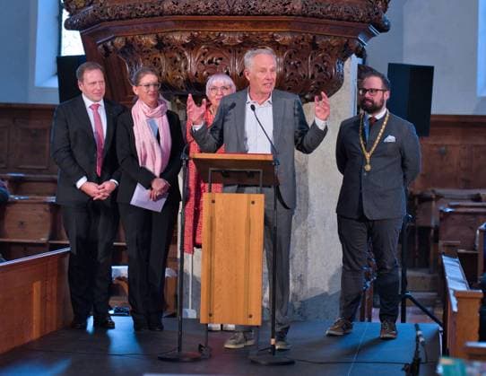 Awarding of the Memmingen Freedom Prize 1525 to the former SC Freiburg coach Christian Streich in the Protestant church St Martin Christian Streich with a short speech Photo Eibner Press photo Eky Eibner Awarding of the Memmingen Freedom Prize 1525 to the former SC Freiburg coach Christian Streich Memmingen Copyright: xEibner-Pressefotox EP_EER