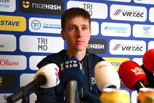UEC 2025 Road European Championship, EM, Europameisterschaft Drome-Ardeche Media Activities 3 10 2025 LORIOL-SUR-DROME, FRANCE - OCTOBER 03 : Pogacar Tadej (Slovenia) talking to the press during a press conference, PK, Pressekonferenz ahead of the Men Elite cycling road race of the 2025 UEC Road European Championship Drome-Ardeche 10th edition an UCI Continental Championships cycling race on October 3, 2025 in Loriol-sur-Drome, France, 3 10 2025 Loriol-sur-Drome France  Copyright: xVincentxKalutx