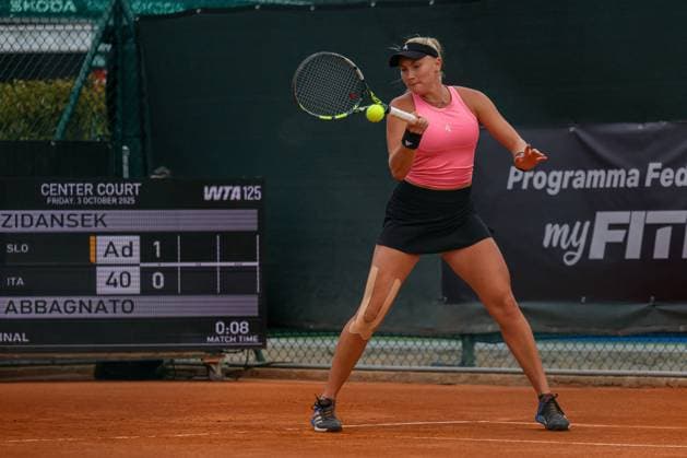 TENNIS - Internazionali di Tennis - WTA125 Women - Internazionali di Calabria Anastasia Abbagnato during the Internazionali di Calabria 2025 WTA, Tennis Damen 125 tennis match at Chiappetta Village, Rende (Cosenza), Italy. Rende (CS) Italy  Copyright: xIPAxSport ABACAx