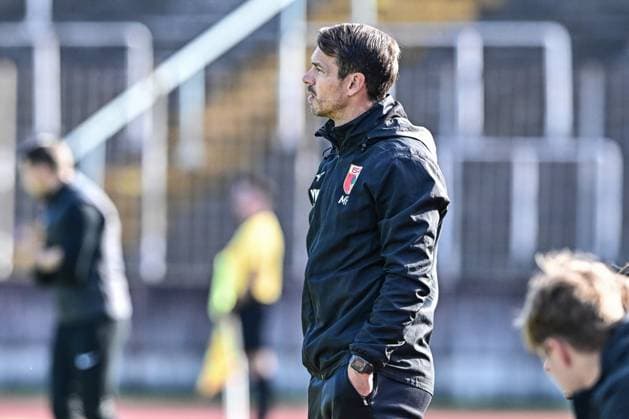 FC Augsburg II vs Hankofen Hailing 03 10 2025 Coach Markus Feulner FC Augsburg , Augsburg, 03 10 2025 12 Matchday of the Regionalliga Bayern, FC Augsburg II vs Hankofen Hailing, Augsburg Rosenaustadion Copyright: xBEAUTIFULxSPORTS Märklx