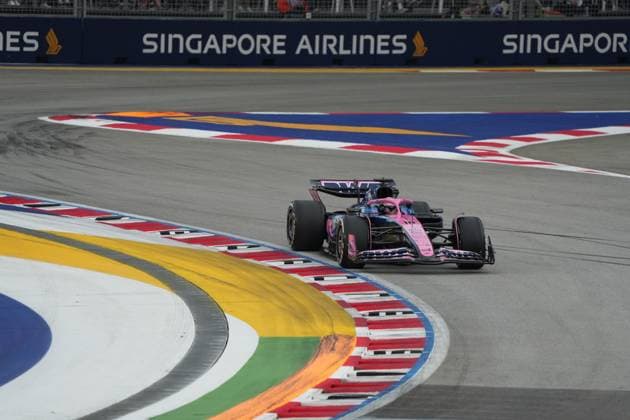 FORMULA 1 SINGAPORE AIRLINES SINGAPORE GRAND PRIX 2025 03 10 2025, Marina Bay Street Circuit, Singapore, FORMULA 1 SINGAPORE AIRLINES SINGAPORE GRAND PRIX 2025 , pictured Pierre Gasly FRA , Alpine F1 Team nordphotoxGmbHx xBratic nph00250