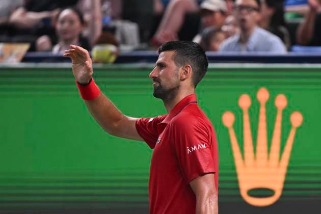 (251003) -- SHANGHAI, Oct. 3, 2025 -- Novak Djokovic reacts during the men s singles round of 64 match between Novak Djokovic of Serbia and Borna Coric of Croatia at the ATP, Tennis Herren World Tour Shanghai Masters tennis tournament in Shanghai, east China, Oct. 3, 2025. ) (SP)CHINA-SHANGHAI-TENNIS-ATP TOUR-SHANGHAI MASTERS-MEN S SINGLES (CN) ChenxHaoming 