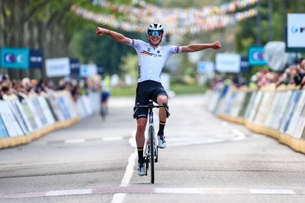 Germany Karl Herzog celebrates as he crosses the finish line to win the Men Junior Road Race at the UEC road European cycling championships, a 103,4 km track in Loriol-sur-Drome, France on Friday 03 October 2025. The European cycling championships Drome-Ardeche takes place from 1 to 5 October, France. DAVIDxPINTENS  x135993763x