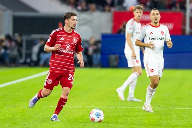 2 Fußball Bundesliga, Fortuna Düsseldorf 1 FC Nürnberg 03 10 2025 Florent Muslija Fortuna Düsseldorf, 24 2 Fußball Bundesliga, Fortuna Düsseldorf 1 FC Nürnberg, 8 Spieltag, am 03 10 2025, Merkur Spiel Arena, Düsseldorf DFL regulations prohibit any use of photographs as image sequences and or quasi video Copyright: xBEAUTIFULxSPORTS Meuselx