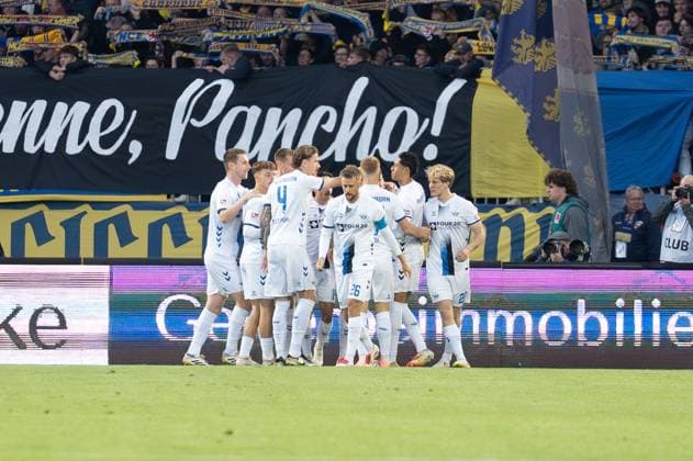 Germany Soccer 2 League, Matchday 8 2025 2026, Eintracht Braunschweig SC Paderborn 07 on 03 10 in Braunschweig Eintracht Stadion Goal celebration to 0 1 Copyright: xSvenxHeidmannx