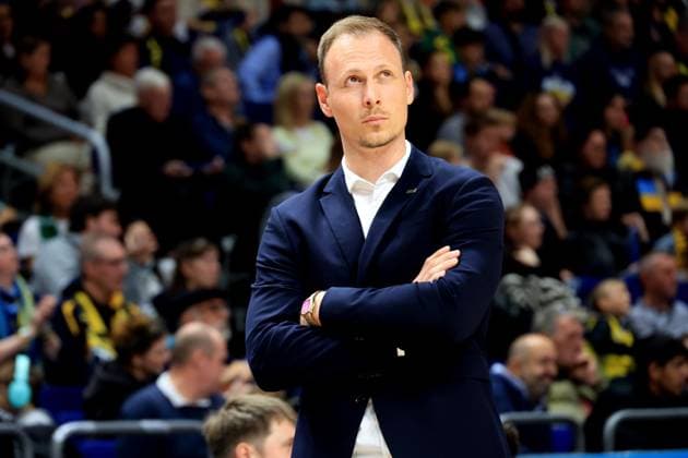 DEU, easyCredit BBL, ALBA vs VET CONCEPT Gladiators Trier, 03 10 2025, Uber Arena, Berlin, DEU, easyCredit BBL, ALBA vs VET CONCEPT Gladiators Trier, in the picture Head Coach Jacques Schneider TBB Trier nordphotoxGmbHx xEngler nph00076