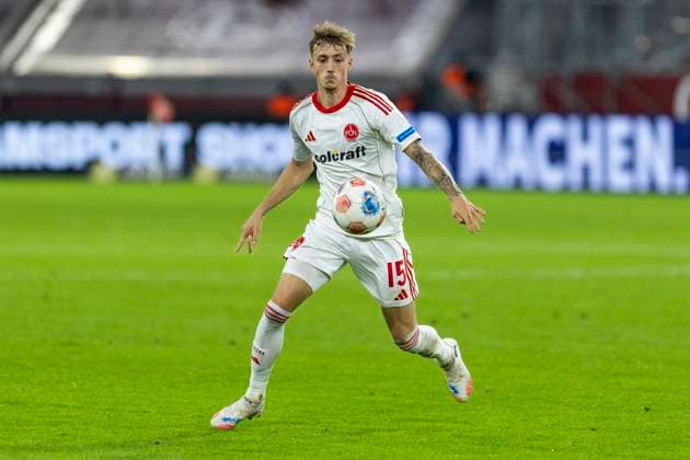 2 Fußball Bundesliga, Fortuna Düsseldorf 1 FC Nürnberg 03 10 2025 Tim Drexler 1 FC Nürnberg, 15 2 Fußball Bundesliga, Fortuna Düsseldorf 1 FC Nürnberg, 8 Spieltag, am 03 10 2025, Merkur Spiel Arena, Düsseldorf DFL regulations prohibit any use of photographs as image sequences and or quasi video Copyright: xBEAUTIFULxSPORTS Meuselx