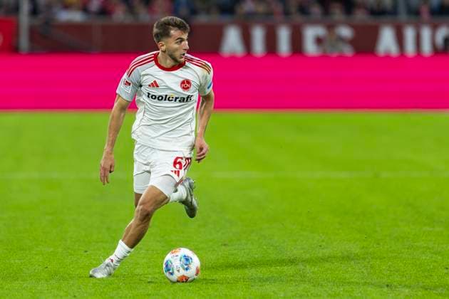 2 Fußball Bundesliga, Fortuna Düsseldorf 1 FC Nürnberg 03 10 2025 Adam Markhiyev 1 FC Nürnberg, 6 2 Fußball Bundesliga, Fortuna Düsseldorf 1 FC Nürnberg, 8 Spieltag, am 03 10 2025, Merkur Spiel Arena, Düsseldorf DFL regulations prohibit any use of photographs as image sequences and or quasi video Copyright: xBEAUTIFULxSPORTS Meuselx
