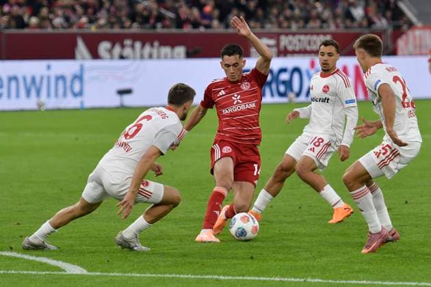v li fighting for the ball Adam Markhiev Nuremberg 6 Sotirios Alexandropoulos Duesseldorf 14 Rafael Lubach Nuremberg 18 Finn Becker Nuremberg 25 03 10 2025 Soccer Fortuna Duesseldorf vs 1 FC Nuremberg , Merkur Spiel Arena, Duesseldorf, DFB DFL REGULATIONS PROHIBIT ANY USE OF PHOTOGRAPHS AS IMAGE SEQUENCES AND OR QUASI VIDE Copyright: xpepphotox xSaschaxWeizx pep00321, pep_2025103_hm_153137