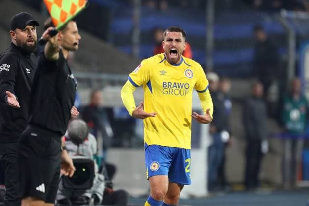 Braunschweig vs Paderborn, 2 BL Braunschweig, 03 10 2025, FOOTBALL Eintracht Braunschweig vs SC Paderborn, 2 BL, Season 2025 26 Fabio Di Michele Sanchez Eintracht Braunschweig Braunschweig