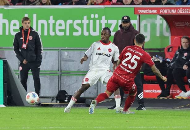 03 10 2025 Soccer Season 2025 2026 2 Soccer Bundesliga 08 Matchday Fortuna Düsseldorf 95 F95 1 FC Nürnberg FCN Club Sportfoto Zink DaMa xdaxmax DFL regulations prohibit any use of photographs as image sequences and or quasi video only for editorial use Mohamed Ali Zoma 23, 1 FC Nürnberg FCN Matthias Zimmermann 25, Fortuna Düsseldorf F95
