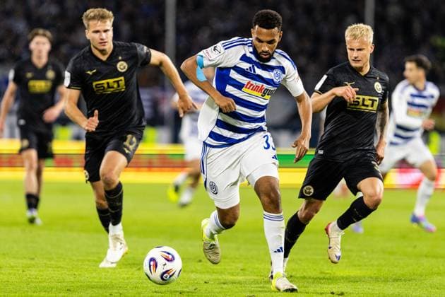 3 Liga 10 Matchday MSV Duisburg FC Hansa Rostock 03 10 2025 Jesse Tugbenyo MSV Duisburg, 33 3 Liga 10 Matchday MSV Duisburg FC Hansa Rostock Schauinsland Reisen Arena, Duisburg 03 10 2025 DFB regulations prohibit any use of photographs as image sequences and or quasi video Copyright: xBEAUTIFULxSPORTS Buriakovx