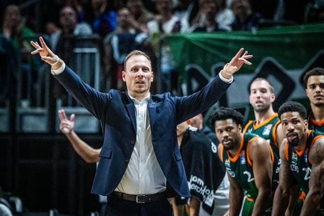 Basketball Berlin 03 10 2025 Season 2025 2026 EasyCredit BBL 1 Bundesliga Main Round Alba Berlin VET CONCEPT Gladiators Trier Jacques Schneider Trier, Coach