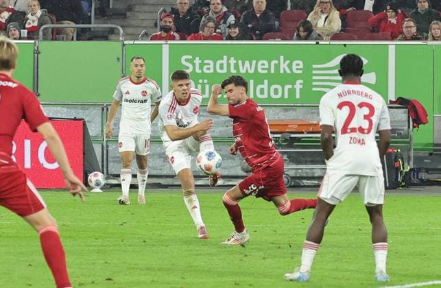 03 10 2025 Soccer Season 2025 2026 2 Soccer Bundesliga 08 Matchday Fortuna Düsseldorf 95 F95 1 FC Nuremberg FCN Club Sportfoto Zink DaMa xdaxmax DFL regulations prohibit any use of photographs as image sequences and or quasi video only for editorial use Anouar El Azzouzi 8, Fortuna Düsseldorf F95 with handball in the penalty area after shot by Finn Ole Becker 25, 1 FC Nuremberg FCN