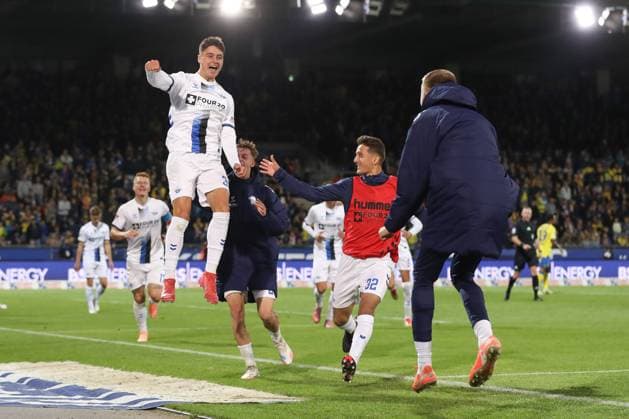 03 10 2025, xtgx, Soccer 2 Bundesliga Eintracht Braunschweig SC Paderborn 07 emspor, v l jubilation after the 1 2 by Stefano Marino Paderborn, 30 DFL DFB REGULATIONS PROHIBIT ANY USE OF PHOTOGRAPHS as IMAGE SEQUENCES and or QUASI VIDEO Braunschweig
