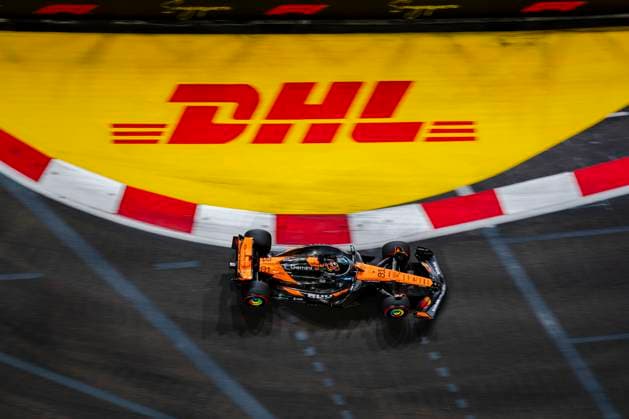 Formula 1 Singapore Grand Prix 2025 Oscar Piastri 81 (AUS) McLaren MCL39 during the Formula 1 Singapore Airlines Singapore Grand Prix 2025 at the Marina Bay Street Circuit, Singapore on 3 October 2025 Credit: Jun Da Tan Every Second Media Editorial use only. All images are copyright Every Second Media Limited. No images may be reproduced without prior permission. Copyright: xIMAGO EveryxSecondxMediax ESM-1608-0195 JunxDaxTanx xEveryxSecondxMediax